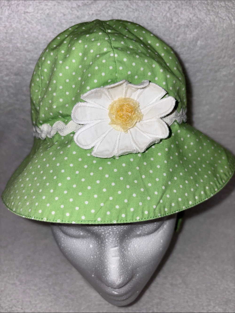 Gymboree daisy turtle line Green Polka Dot Sun Hat 6/12m Y2K